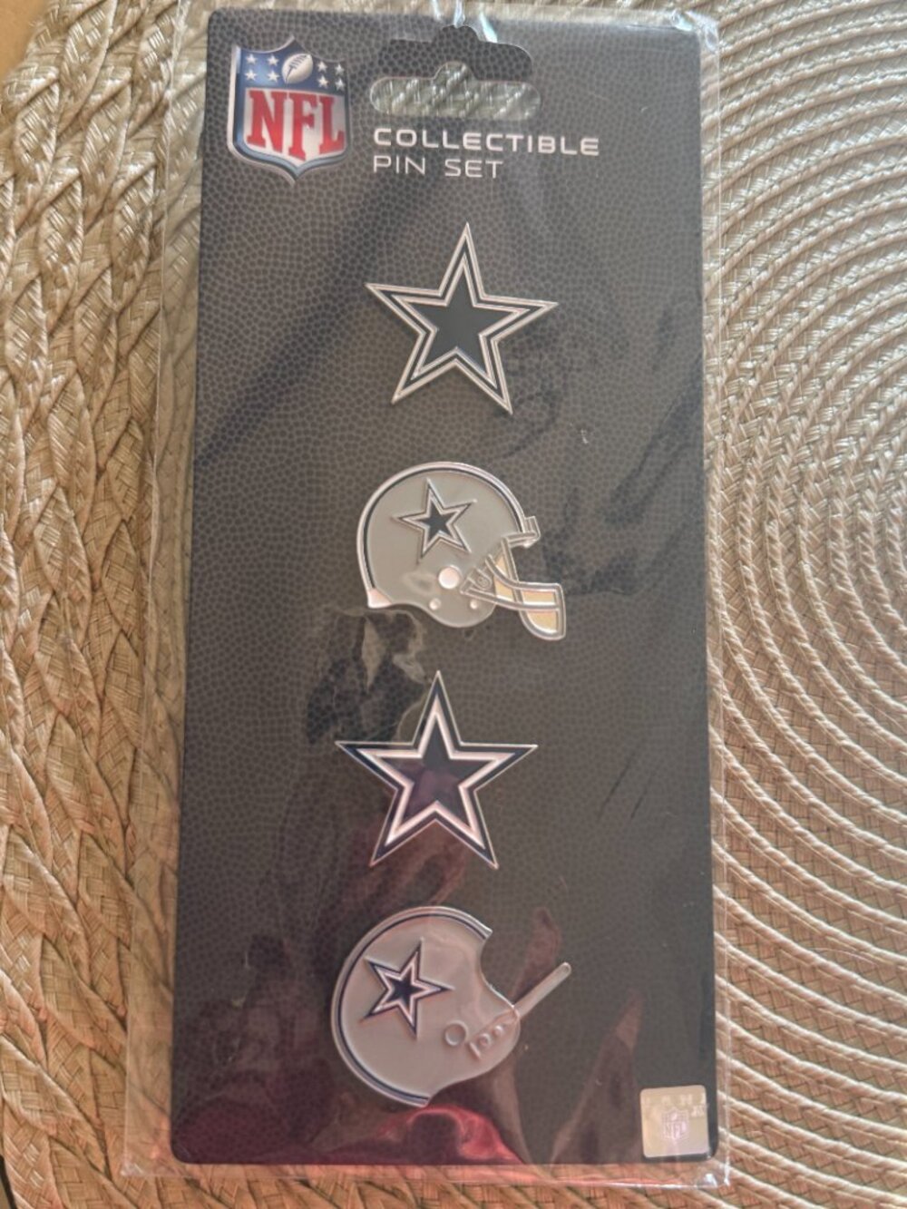 Dallas Cowboys 4-pin Collectible Set